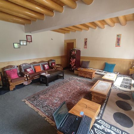 Streamlet Homestay レー エクステリア 写真